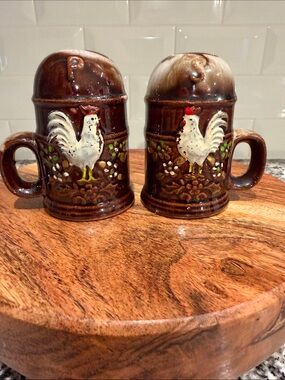 Vintage Rooster Ceramic Salt & Pepper Shaker